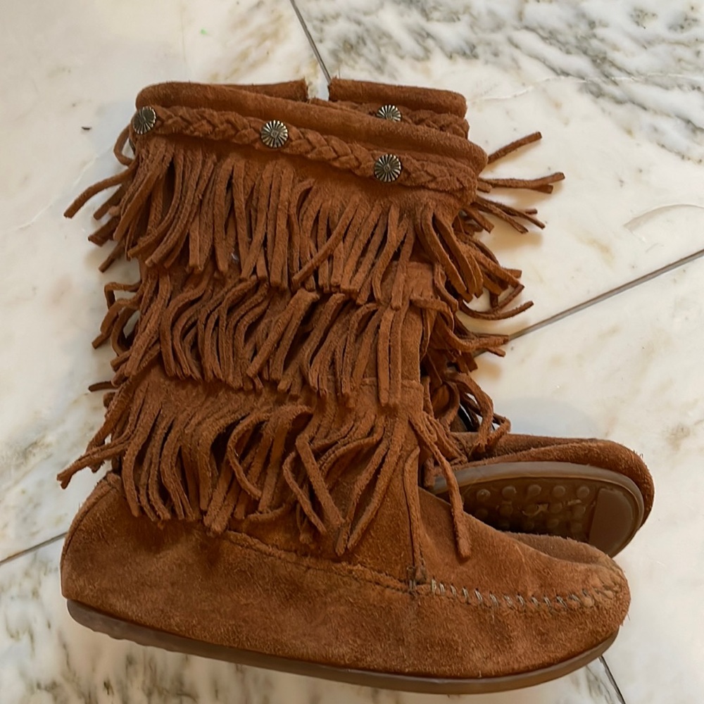 Minnetonka suede fringe boot.  Excellent condition